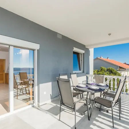 In With Sea View, Terrace, Air Conditioning, Wifi 3492-5 Crikvenica