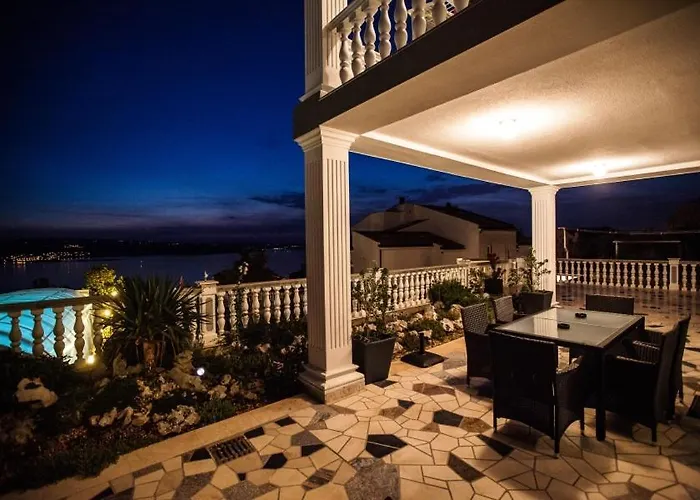 아파트 In With Sea View, Terrace, Air Conditioning, Wifi 3492-5 *