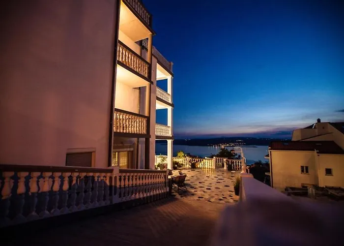 In With Sea View, Terrace, Air Conditioning, Wifi 3492-5 아파트 크리크베니카