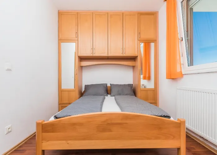 In With Sea View, Terrace, Air Conditioning, Wifi 3492-5 아파트